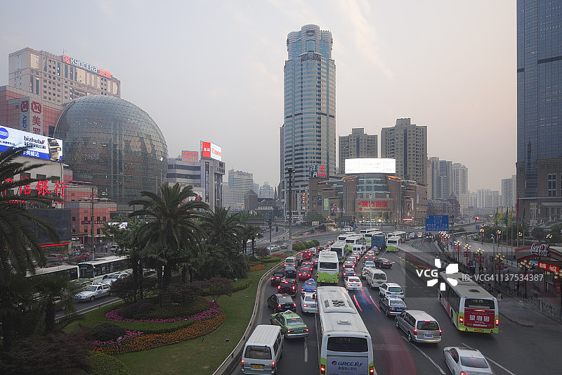 上海徐家汇肇嘉浜路街景 城市主干道